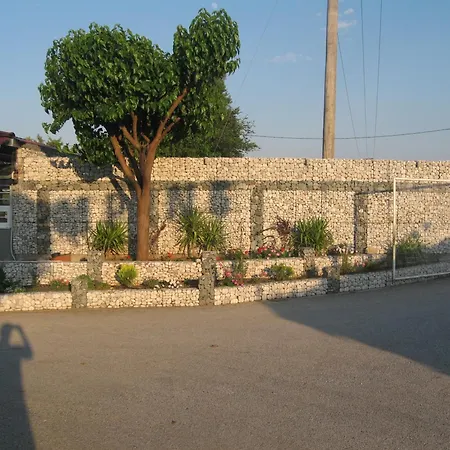 非洛克萨尼亚酒店 卡兰巴卡