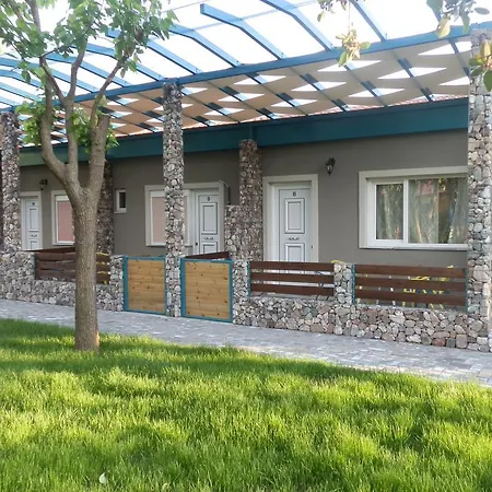 非洛克萨尼亚酒店