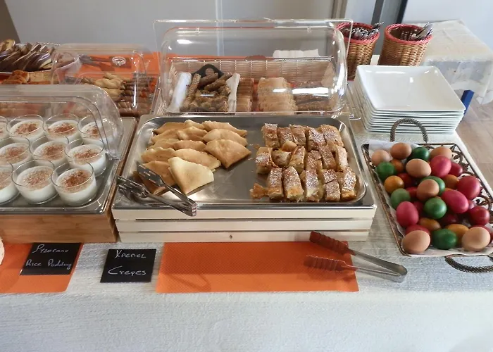 Hotell Philoxenia 3*